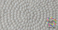 Load image into Gallery viewer, Felt Ball Rugs 20 cm - 250 cm Pure White (Free Shipping)