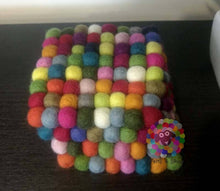 Load image into Gallery viewer, Square Multicolored Felt Ball Trivet and Coasters Set. 100 % Wool