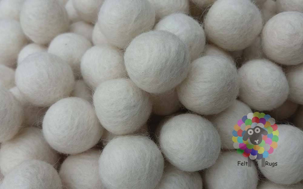 2 cm Felt Balls. Wool Pom pom Nursery Garland Decoration. Pure White felt balls 100 % Wool - DIY Craft