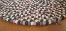Load image into Gallery viewer, Felt Ball Rugs 20 cm - 250 cm Four Different Colors (Free Shipping)