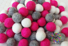 Load image into Gallery viewer, 2 cm Felt Balls. Wool Pom pom Nursery Garland Decoration 100 % Wool - DIY Craft