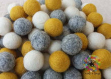 Load image into Gallery viewer, 2 cm Felt Balls. Wool Pom pom Nursery Garland Decoration 100 % Wool - DIY Craft