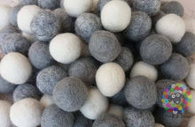 Load image into Gallery viewer, 2 cm Felt Balls. Wool Pom pom Nursery Garland Decoration 100 % Wool - DIY Craft