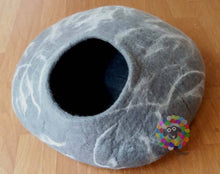 Load image into Gallery viewer, EXTRA LARGE Felt Cat Cave  (50 cm or 20 Inches Diameter) Cat Bed / Pet Bed / Puppy Bed / Cat House. 100 % Wool Natural Color
