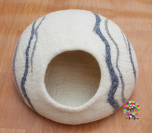 Load image into Gallery viewer, Large Felt Cat Cave (40 cm or 16 Inches Diameter) Cat Bed / Pet Bed / Puppy Bed / Cat House / Cat Furniture . 100 % Wool Natural Color