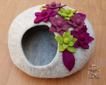 Load image into Gallery viewer, LARGE Felt Cat Cave (40 cm or 16 Inches Diameter) Cat Bed / Pet Bed / Puppy Bed / Cat House. 100 % Wool Natural Color
