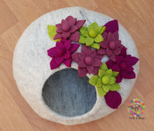 Load image into Gallery viewer, LARGE Felt Cat Cave (40 cm or 16 Inches Diameter) Cat Bed / Pet Bed / Puppy Bed / Cat House. 100 % Wool Natural Color
