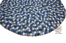 Load image into Gallery viewer, Felt Ball Rug 20 cm - 250 cm (Free Shipping)