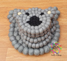 Load image into Gallery viewer, Koala Felt Ball Trivet and Coasters Set. 100 % Wool