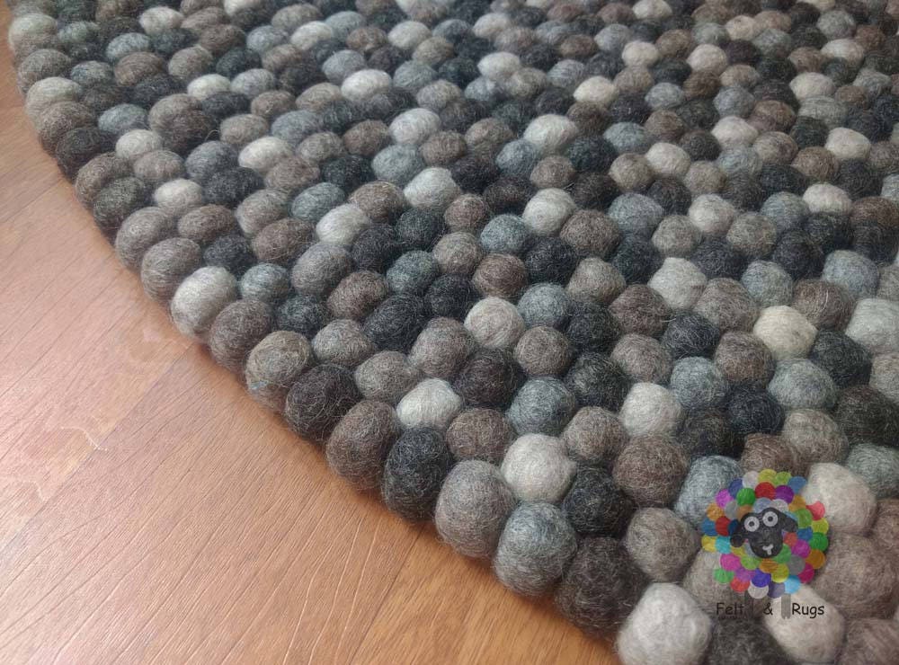 Felt Ball Rugs / 5 Natural Earth Tone / Pom pom rug/ Pebble Rug (Free Shipping)