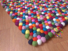 Load image into Gallery viewer, Rectangle Felt Ball Rugs / Multicolored Freckle  100 % Wool Carpet (Free Shipping)
