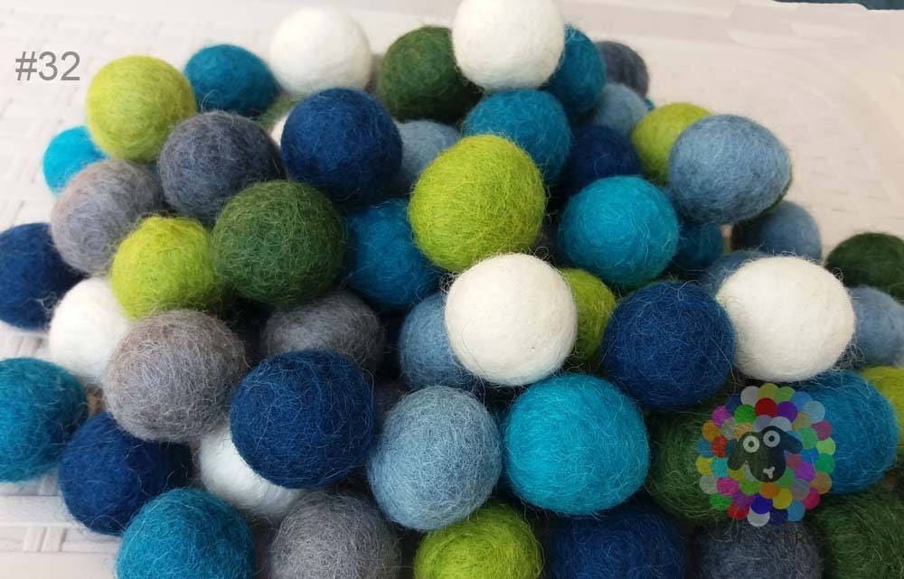 2 cm Felt Balls. Wool Pom pom Nursery Garland Decoration 100 % Wool - DIY Craft