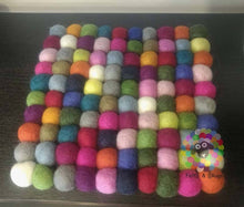 Load image into Gallery viewer, Square Multicolored Felt Ball Trivet and Coasters Set. 100 % Wool
