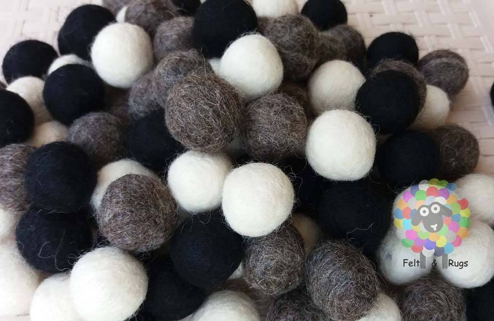 2 cm Felt Balls. Wool Pom pom Nursery Garland Decoration. 100