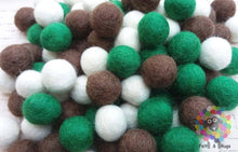 Load image into Gallery viewer, 2 cm Felt Balls. Wool Pom pom Nursery Garland Decoration 100 % Wool - DIY Craft
