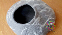 Load image into Gallery viewer, EXTRA LARGE Felt Cat Cave  (50 cm or 20 Inches Diameter) Cat Bed / Pet Bed / Puppy Bed / Cat House. 100 % Wool Natural Color
