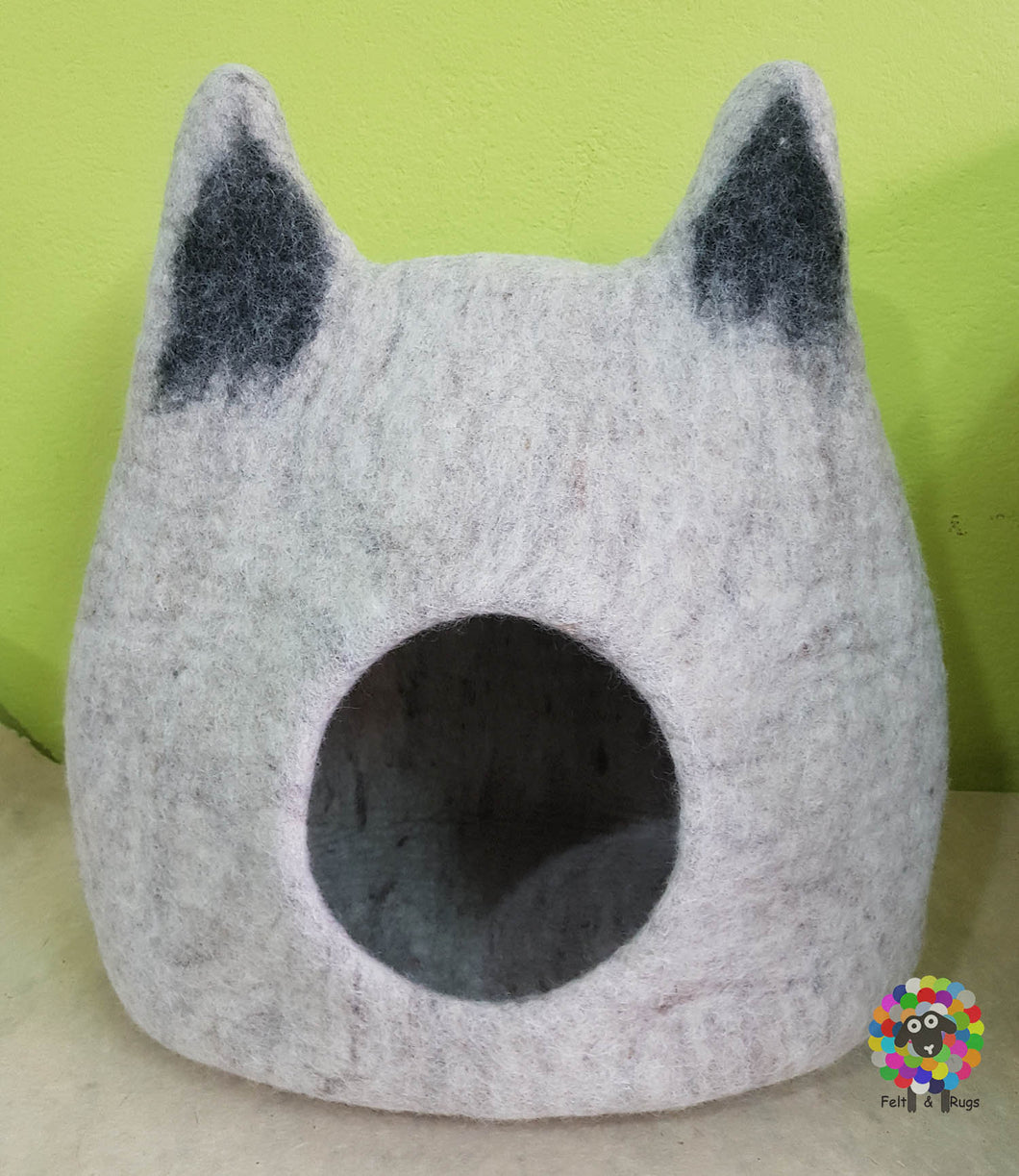 Large Felt Cat Cave / Cat Bed / Pet Bed / Puppy Bed / Cat House. 100 % Wool Natural Color