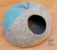 Load image into Gallery viewer, XXLARGE Felt Cat Cave  (60 cm /24 inches diameter) / Cat Bed / Pet Bed / Puppy Bed / Cat House. 100 % Wool . Handmade in Nepal
